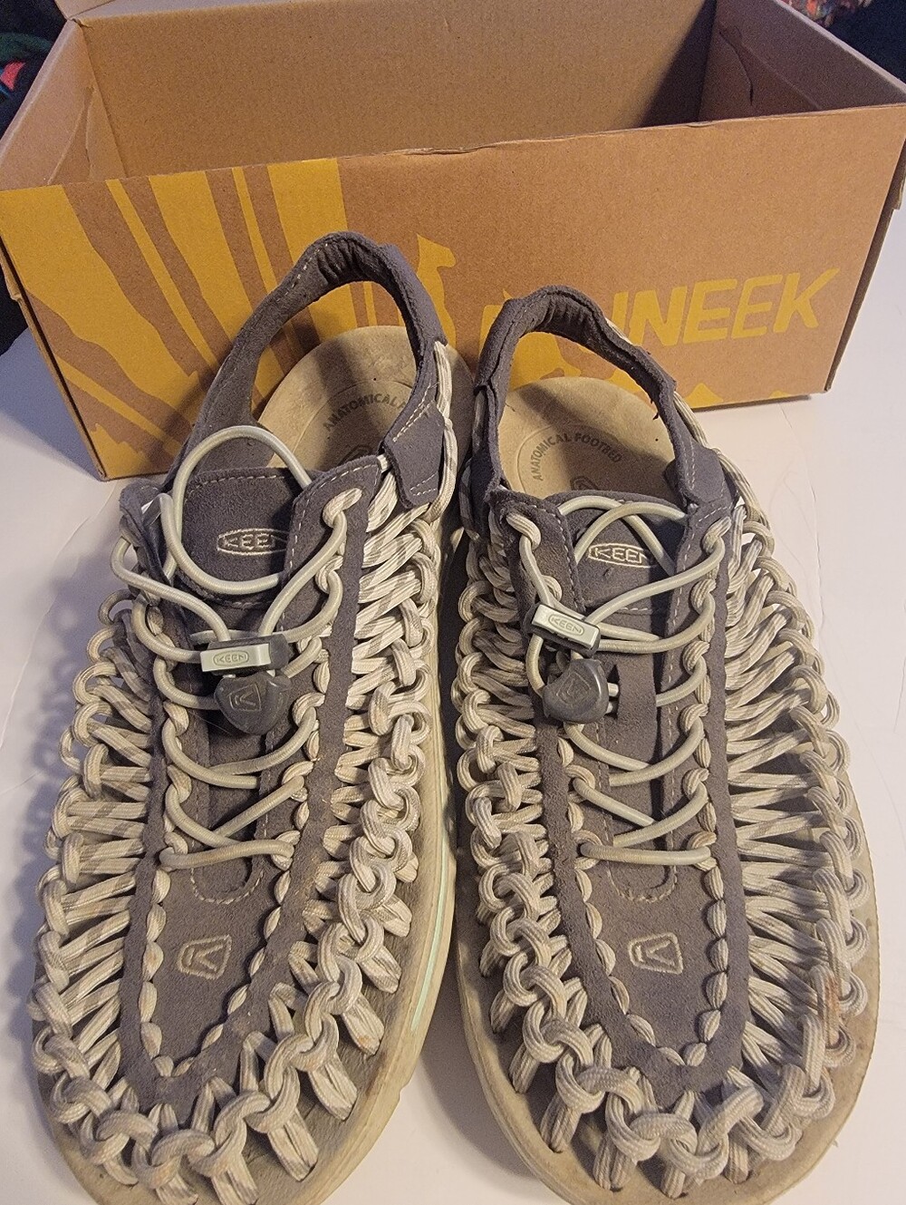 Keen Uneek Size 9 Great. Condition